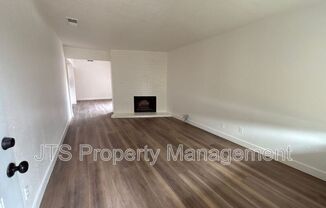 10441 EL MERCADO DR