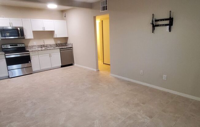 1 bed, 1 bath, 622 sqft, $1,075, Unit GLN501-16