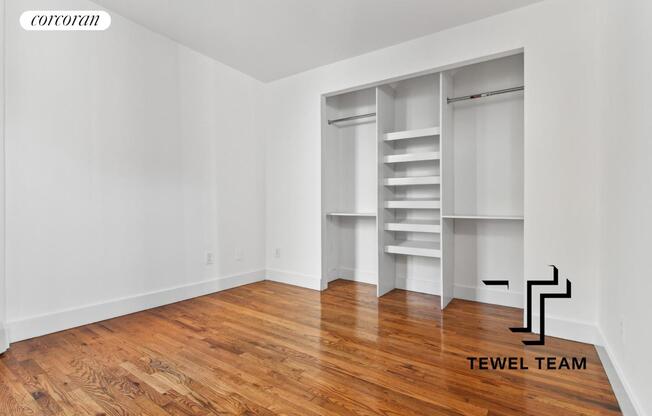 2 beds, 1 bath, $3,199, Unit 3G