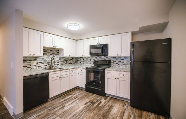 Townhomes at Fairways - Apartment Living in Whitehall, OH