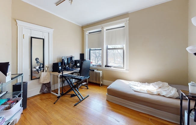 1 bed, 1 bath, 585 sqft, $3,250, Unit 118