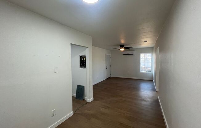 One Bedroom One Bath with Washer and Dryer Included