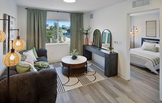 1 bed, 1 bath, 580 sqft, $1,465, Unit 203