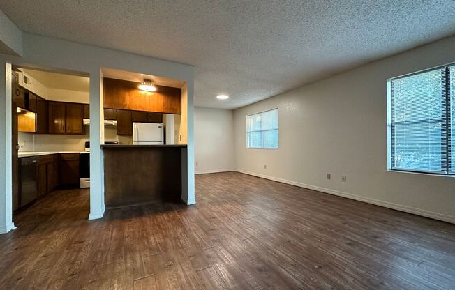 3407 S.66th St- Green Valley
