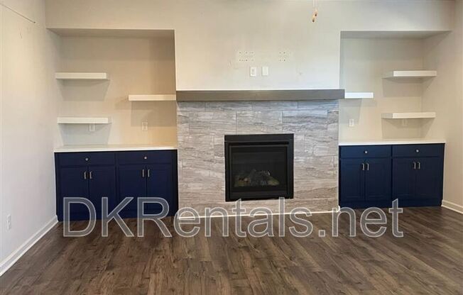 1809 PARKADES PATH SW