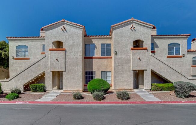 Stunning Upstairs Condo in Gated Indian Wells Community!
