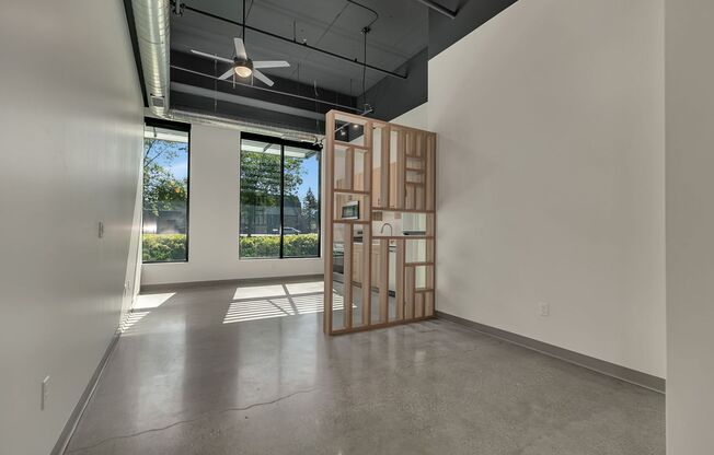 Studio, 1 bath, 405 sqft, $925, Unit The Lofts-166