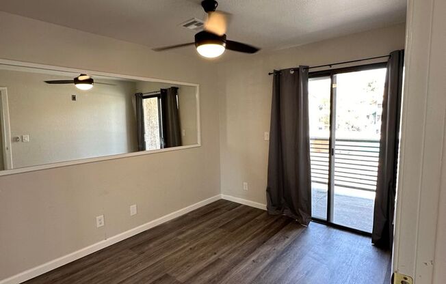 2 beds, 1 bath, $1,300