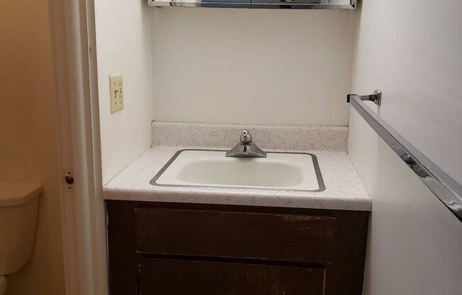 1 bed, 1 bath, 420 sqft, $585, Unit 82511