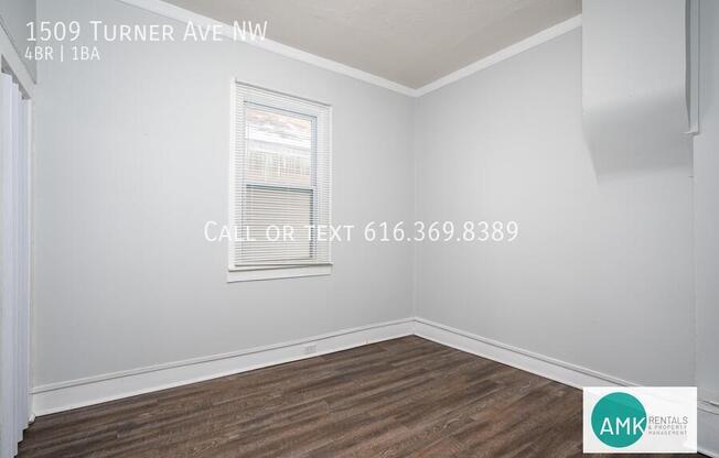 1509 TURNER AVE NW