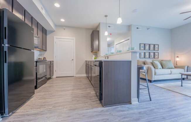 Stylish kitchen perfect for cooking and entertaining at White Oak