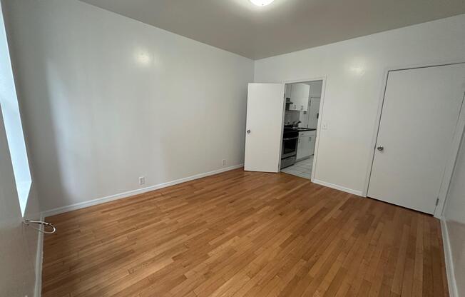 1 bed, 1 bath, $2,291.08, Unit 4FW