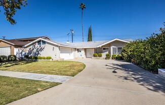 5329 E PAMELA KAY LN