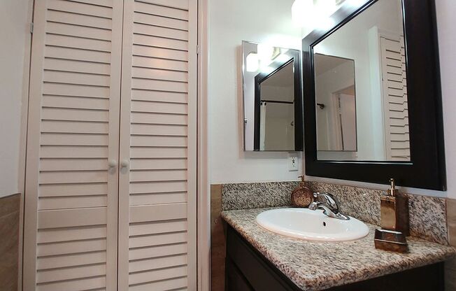 1 bed, 1 bath, 660 sqft, $2,350, Unit 211