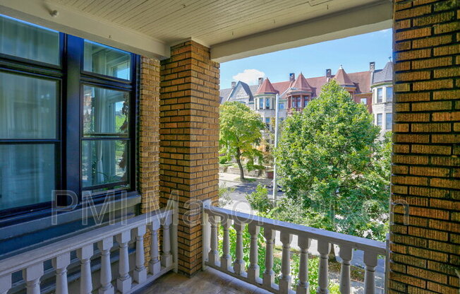 2417 EUTAW PL