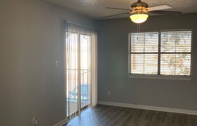 1 bed, 1 bath, 524 sqft, $929