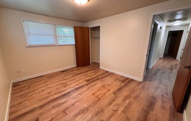 3 beds, 1 bath, $2,200