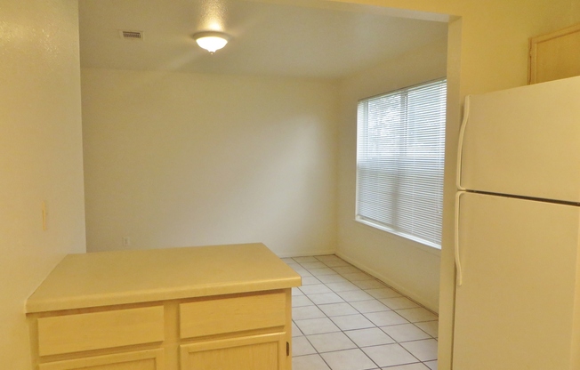 2 Bedroom 2 Bathroom Unit In Georgetown