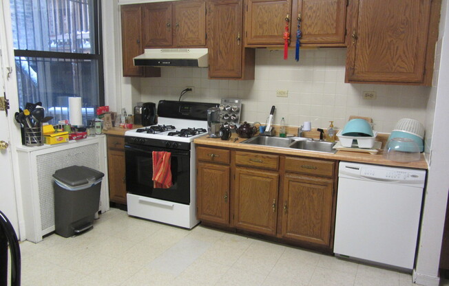 Ettinger Holdings (Series), LLC - 5436 S. Harper Ave.