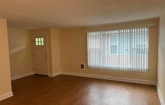 2 beds, 1 bath, $1,695, Unit 980 #2