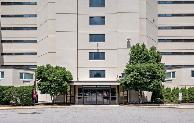 2 beds, 2 baths, 1,069 sqft, $2,700, Unit 217