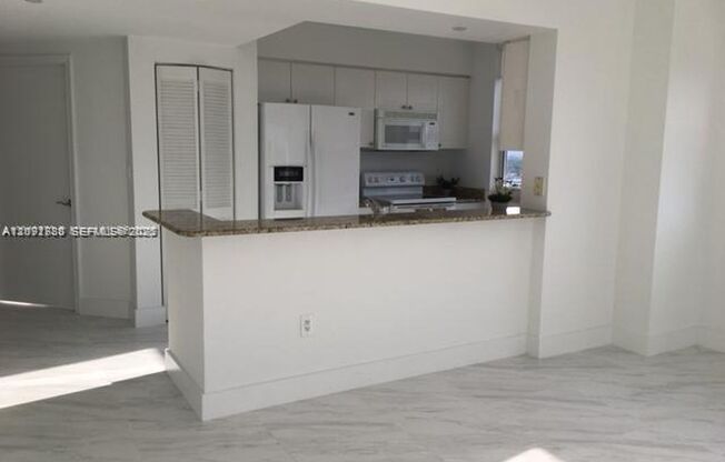 2 beds, 2 baths, $3,600, Unit # 2413