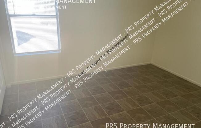 465 W. Ivyglen St