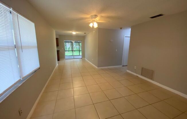 2 Bedroom 2 Bath Duplex in Historic Downtown Orlando for RENT!