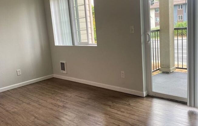 Horizon Square Apartment Homes