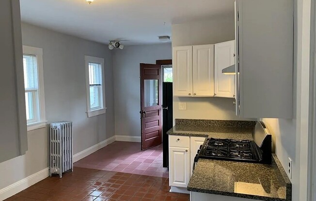 2 beds, 1 bath, 1,282 sqft, $2,850, Unit 2