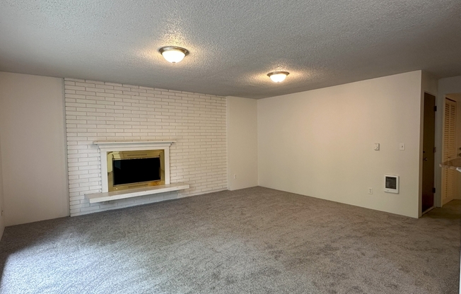 2334 B 49 AVE SW