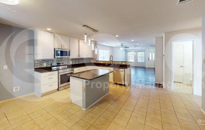 8417 STAR THISTLE DR