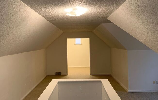 Beautiful 6 bedroom house in Minneapolis!!