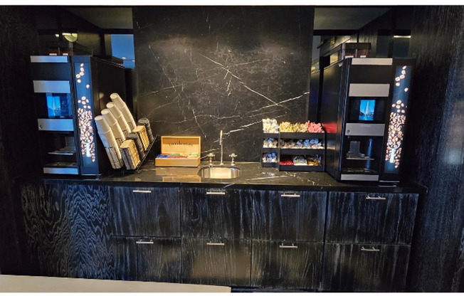 2 beds, 2 baths, $5,400, Unit UNIT 2909