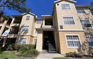 Spacious 1/1 condo!