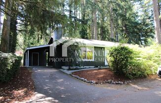 4712 4714 REID DR