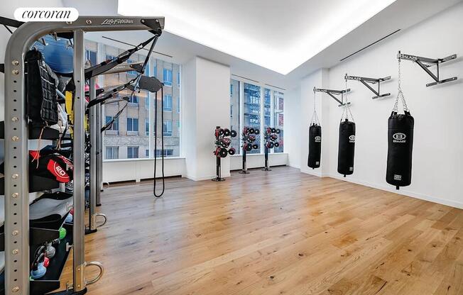 1 bed, 1 bath, $4,578, Unit 70G