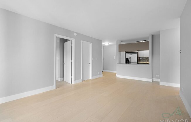 2 beds, 1 bath, $5,700, Unit 33J