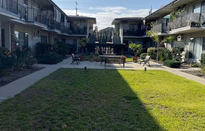 129 - Starcrest Apartments