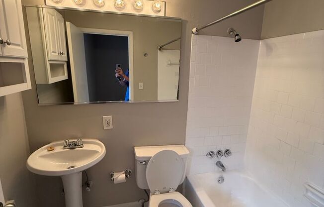 1 bed, 1 bath, 550 sqft, $1,275, Unit 963-107