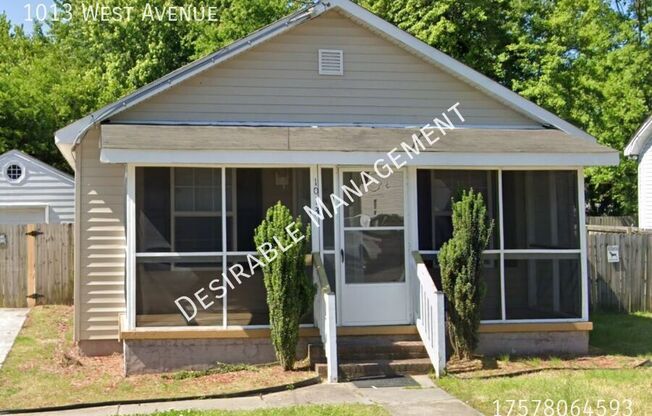 1013 W AVE