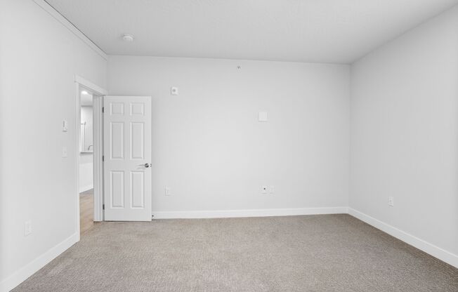 3 beds, 3 baths, 1,674 sqft, $2,050, Unit H-404