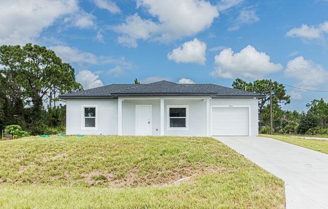 BRAND NEW- ONE OF A KIND-CUSTOM BUILT ONE BEDROOM, ONE BATH, WITH A GARAGE