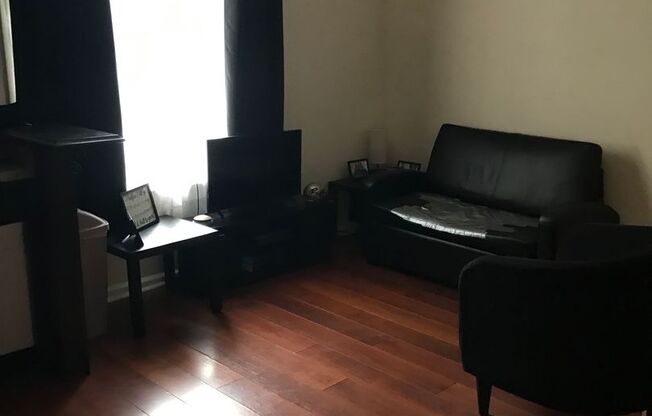 1 bed, 1 bath, 520 sqft, $1,075, Unit 112