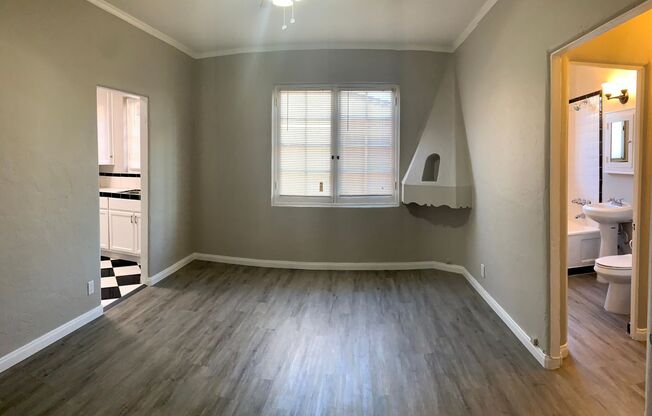 0080 - 328 ELM AVE. LLC.