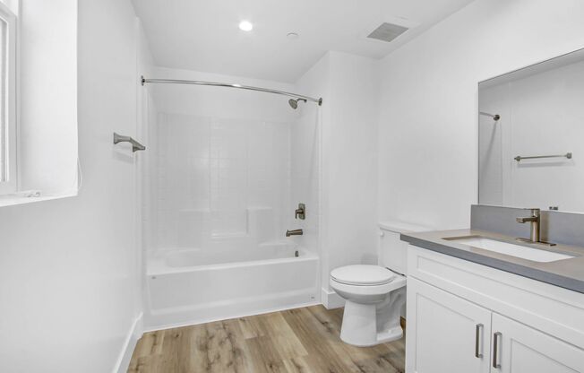 2 beds, 2 baths, 911 sqft, $2,945, Unit 606