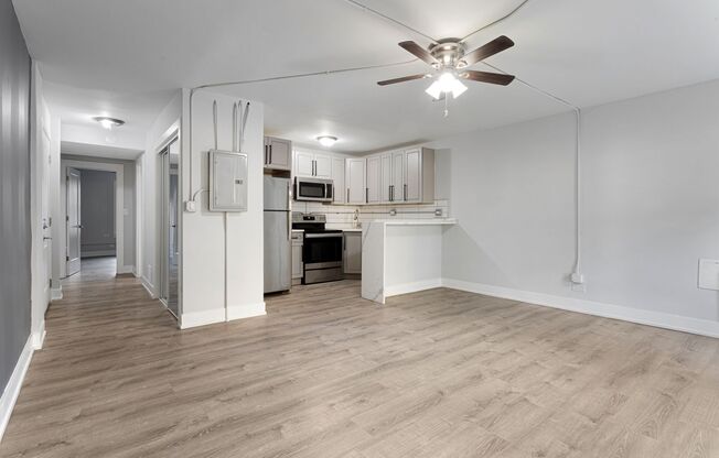 1 bed, 1 bath, 499 sqft, $1,750, Unit 1301-1W