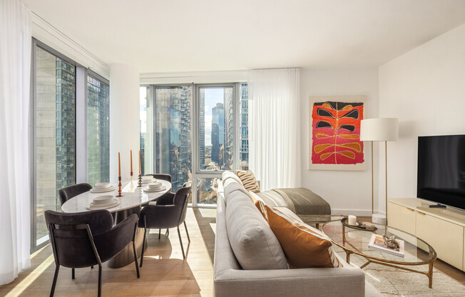 2 beds, 1 bath, $6,380, Unit 17J