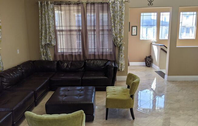 2 beds, 2 baths, $3,495