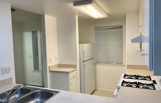 1 bed, 1 bath, $1,995, Unit Apt #05